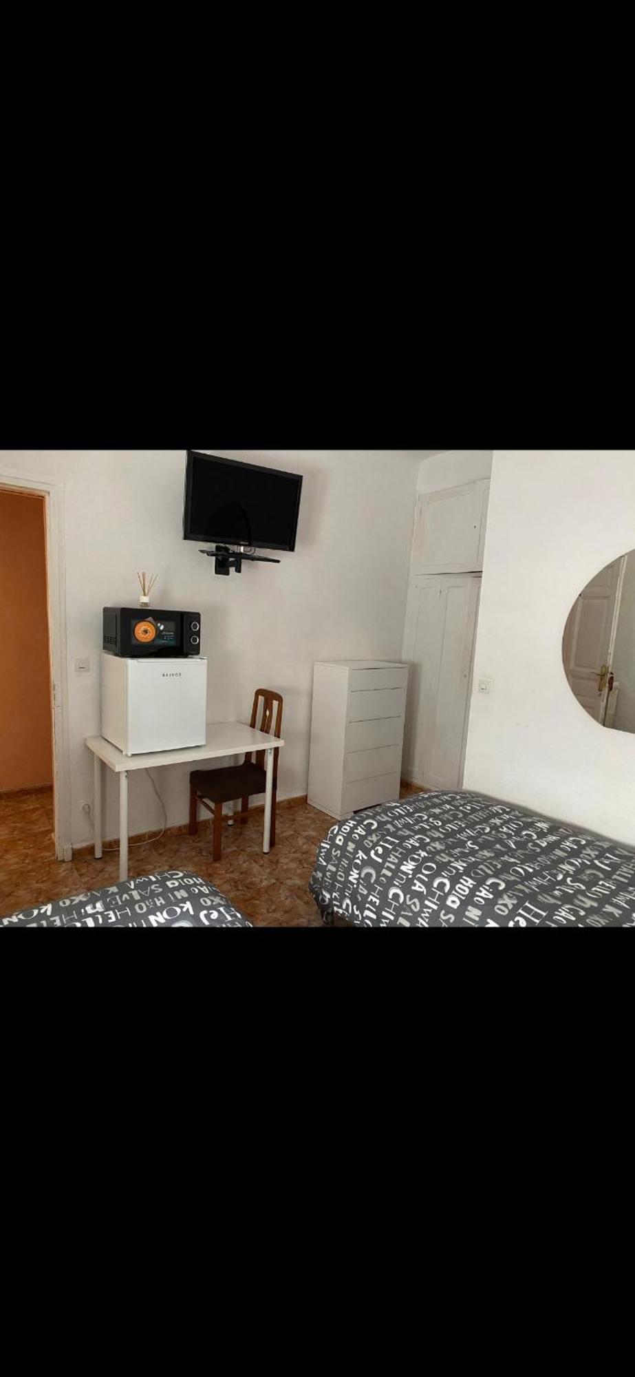 Pension Conchita II Madrid Luaran gambar