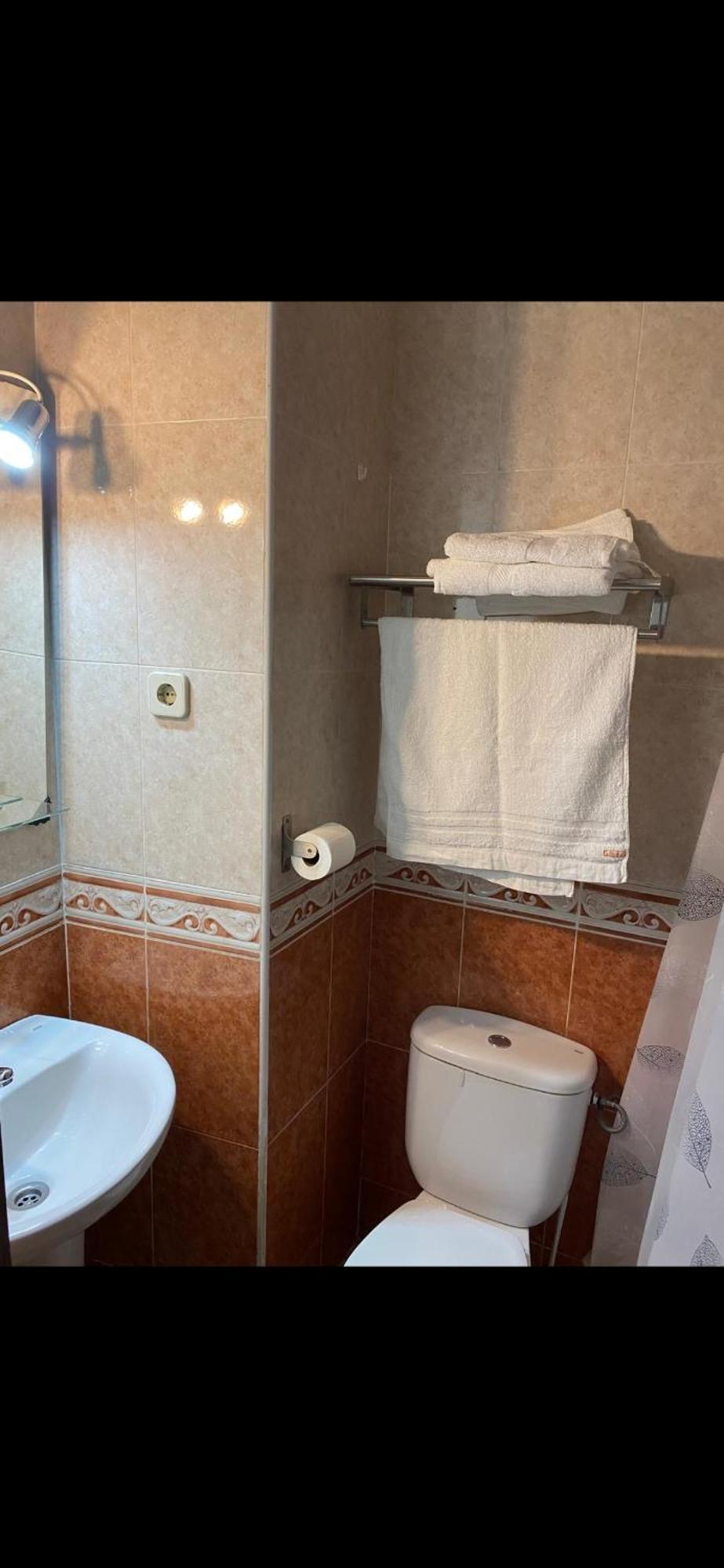 Pension Conchita II Madrid Luaran gambar